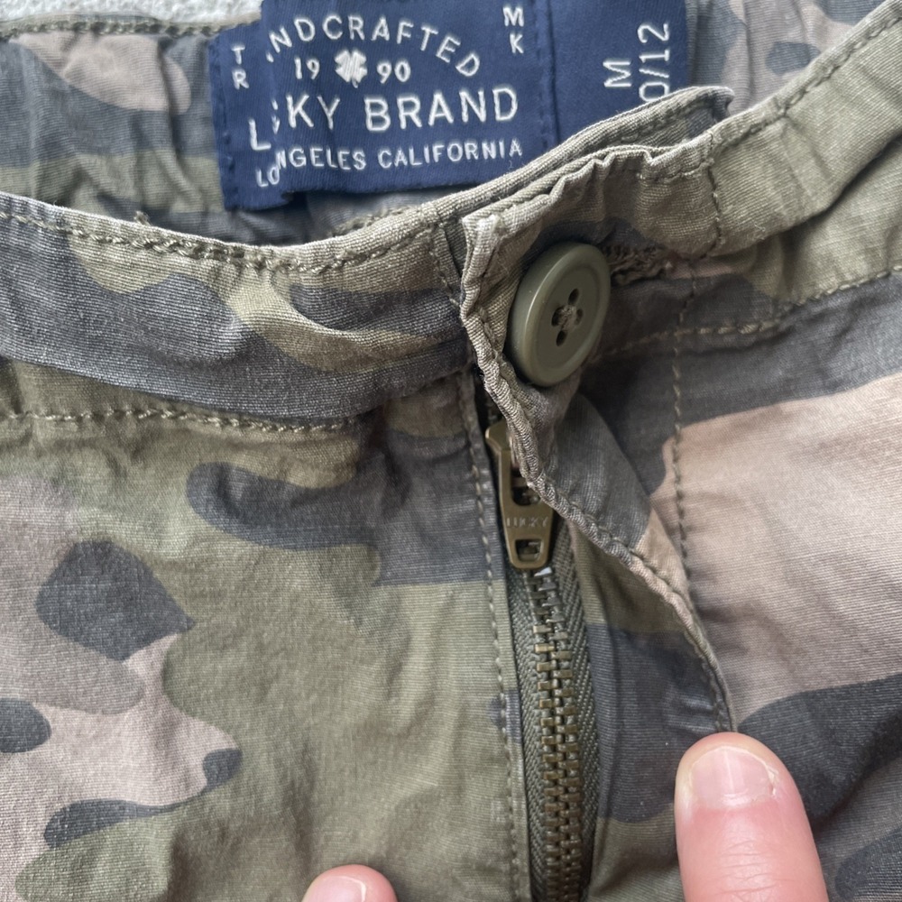 Boys Lucky Brand Camo Cargo Shorts Size M 10-12 Green Adjustable‎ Waist Pockets - Picture 4 of 9
